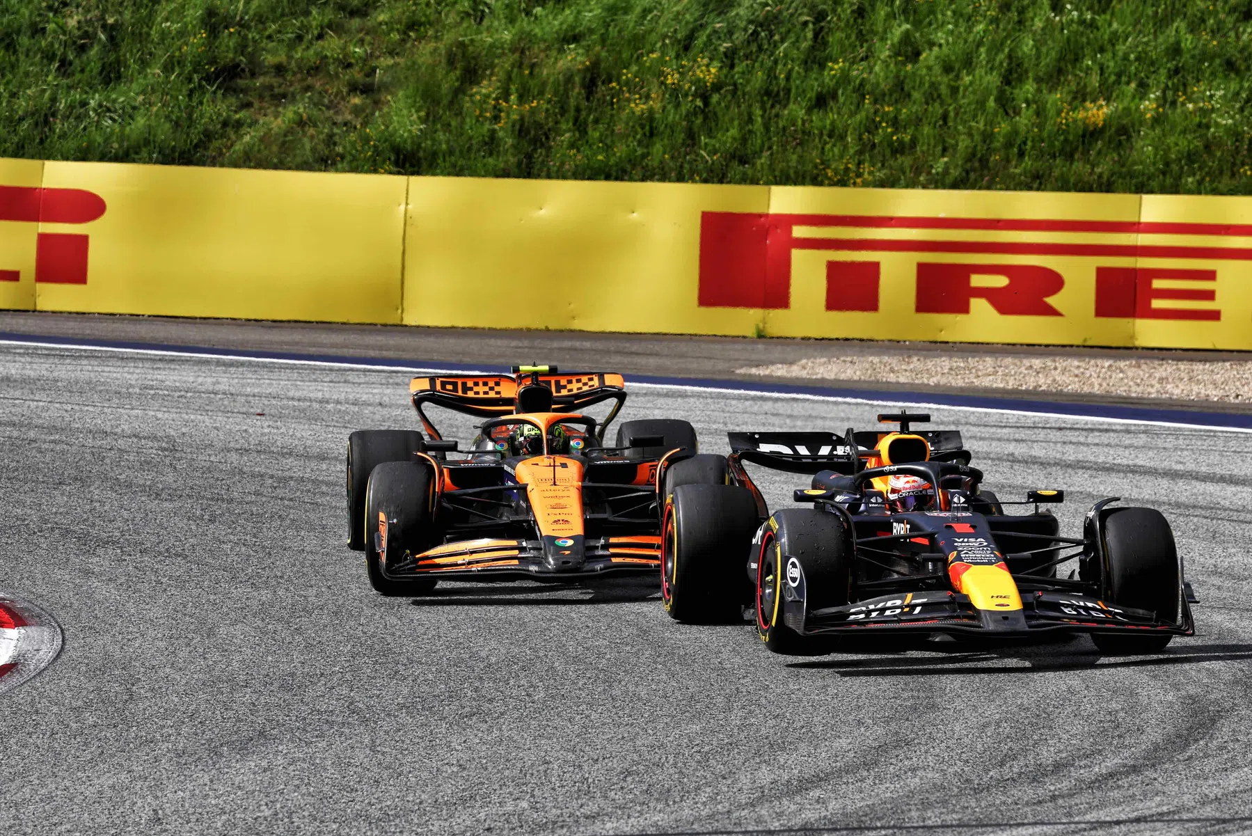 Red Bull-monteur Calum Nicholas reageert op X-post McLaren