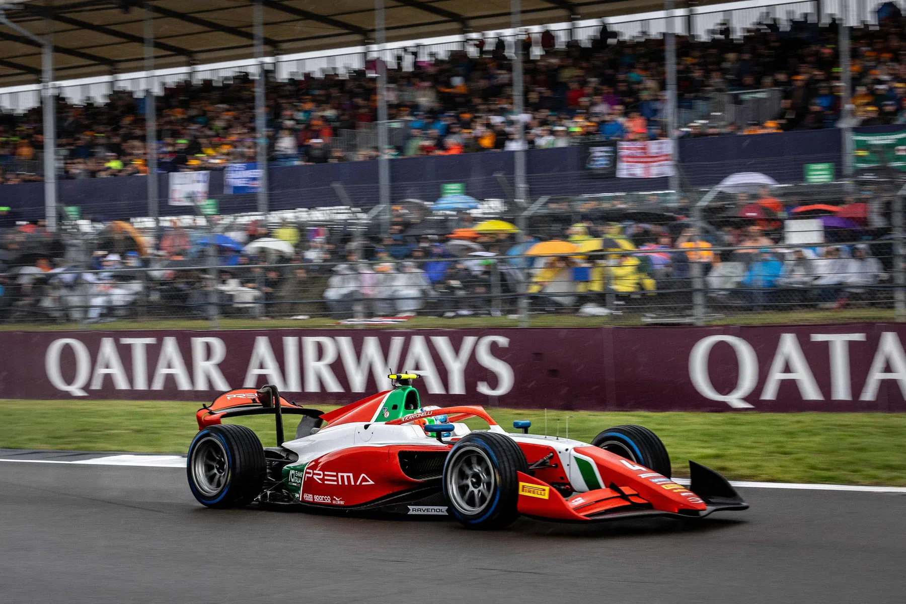 Antonelli abandona en la carrera principal de F2 en Silverstone