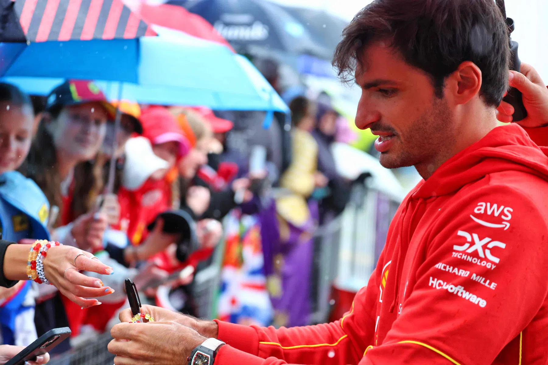 Villeneuve acha que Sainz ainda está esperando pela Mercedes