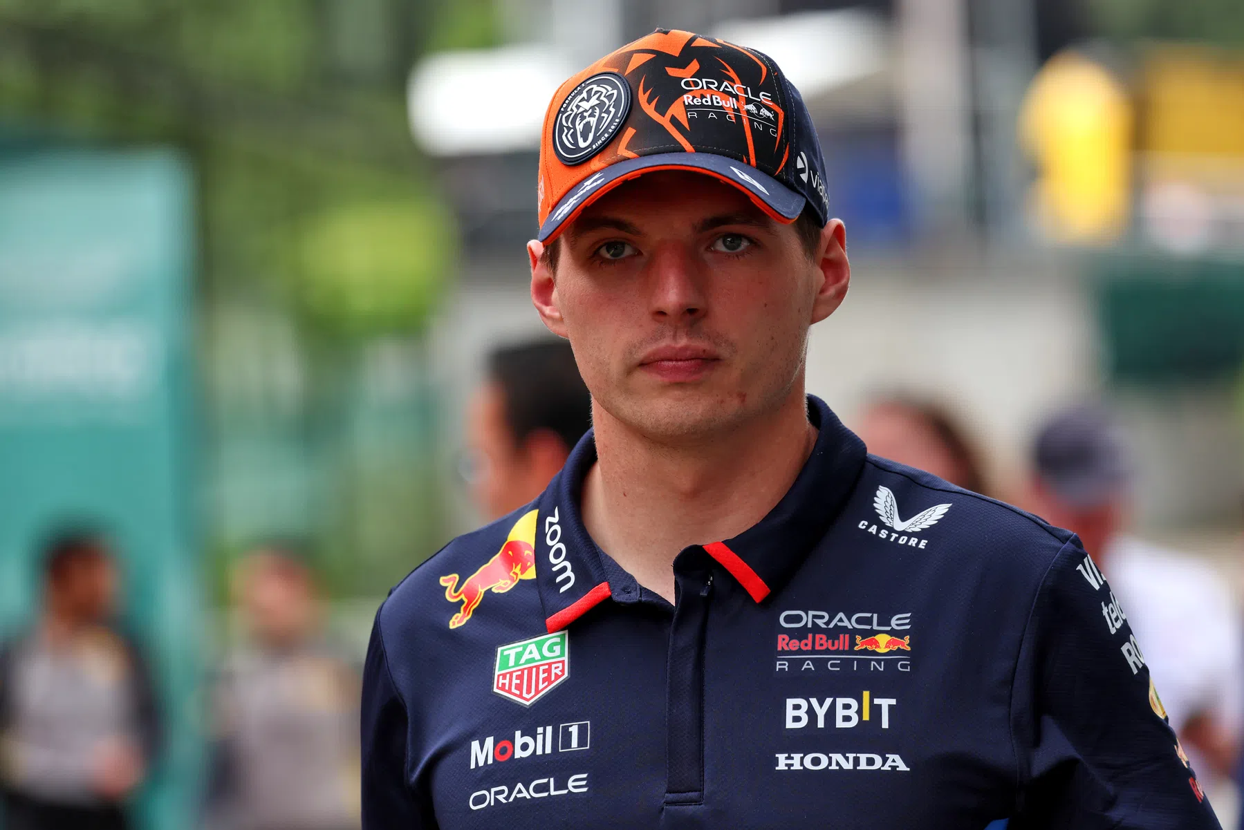 max verstappen expects title fight with lando norris