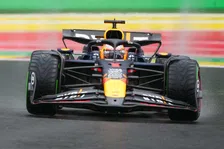 Thumbnail for article: Max Verstappen jure sur la radio de l'équipe après l'incident avec Zhou