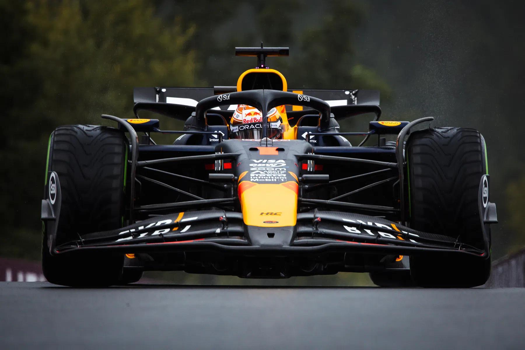 verstappen winnen van p11 in spa? carlos Sainz denkt van niet