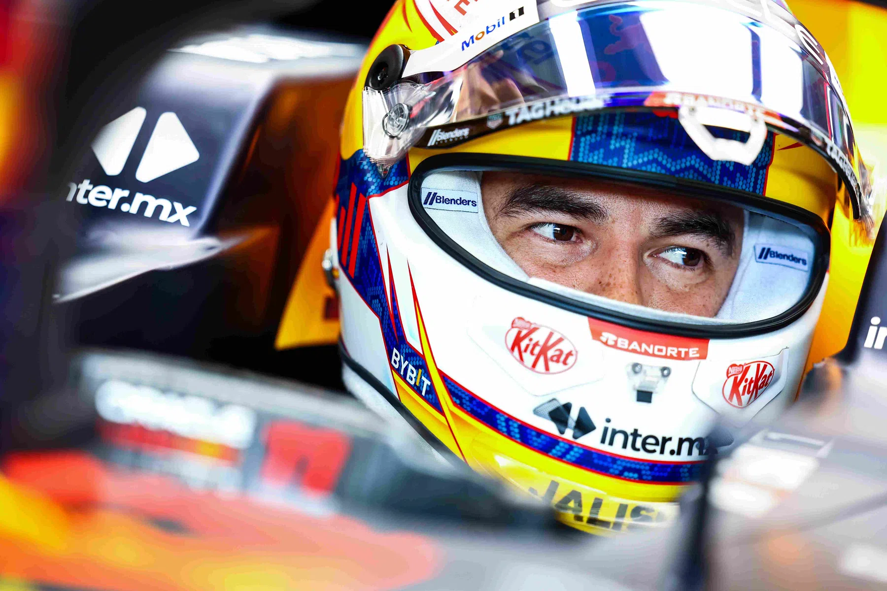 friesacher em sergio perez na red bull antes das férias de verão