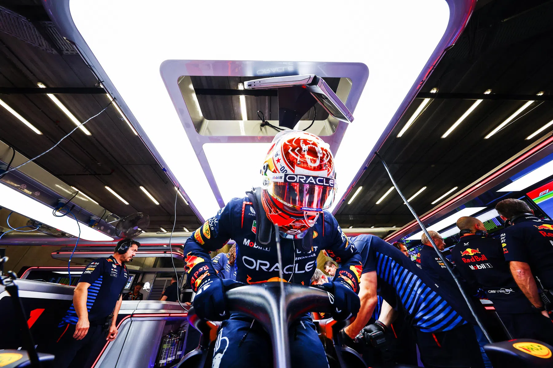 Max Verstappens ehemaliger Mechaniker legt sich mit ihm an