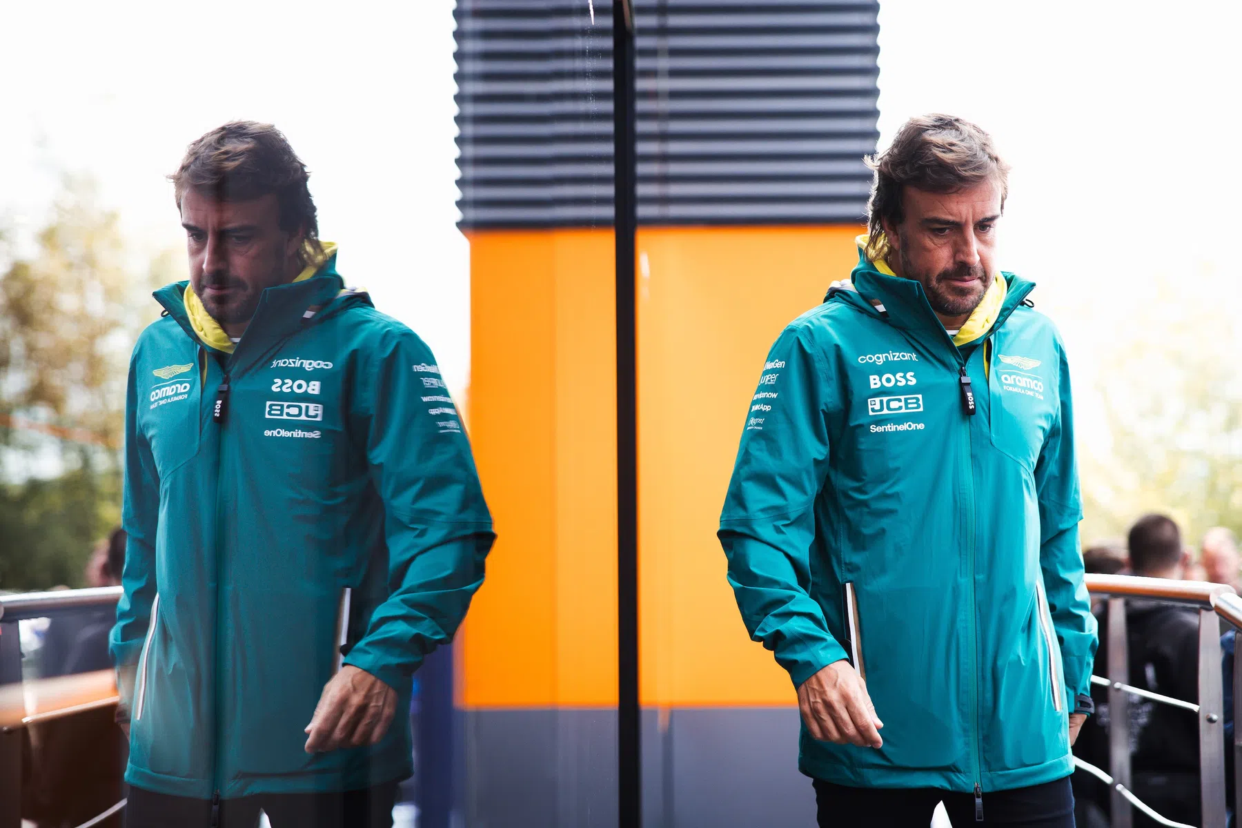 Alonso laat zich uit na beweringen Larson over Verstappen