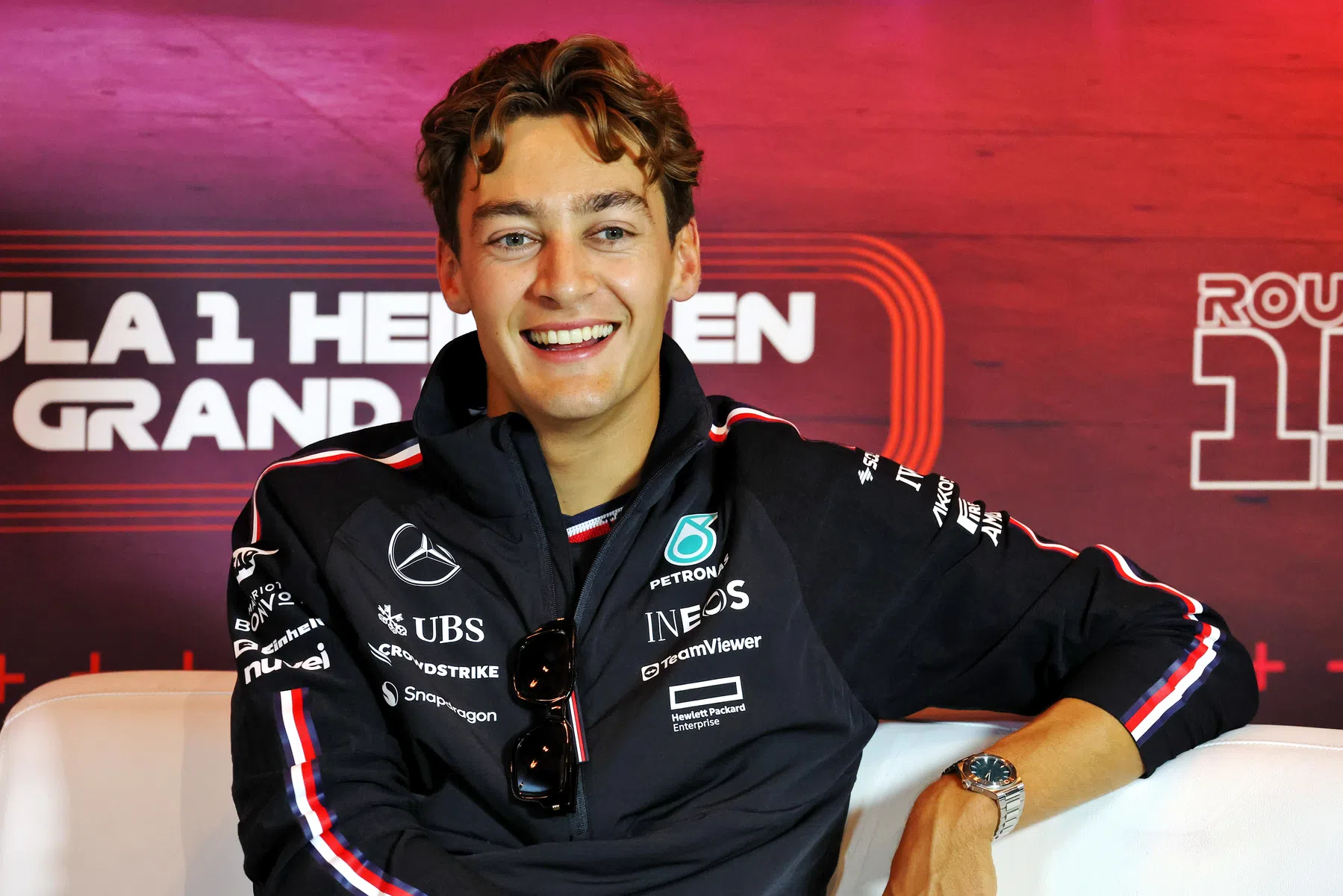 george russell beoordeelt red bull na updates