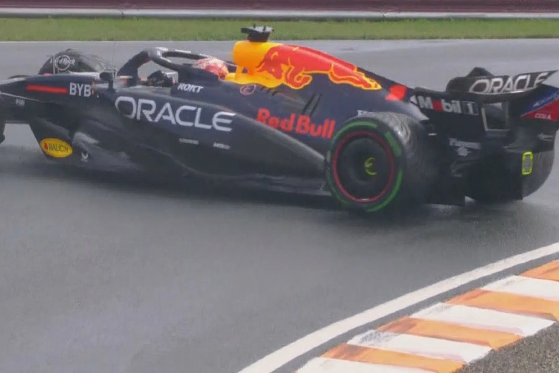 spin of max verstappen at zandvoort during FP1