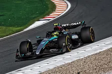 Thumbnail for article: Hamilton en Sainz uitgeschakeld in Q2 voor Grand Prix van Nederland