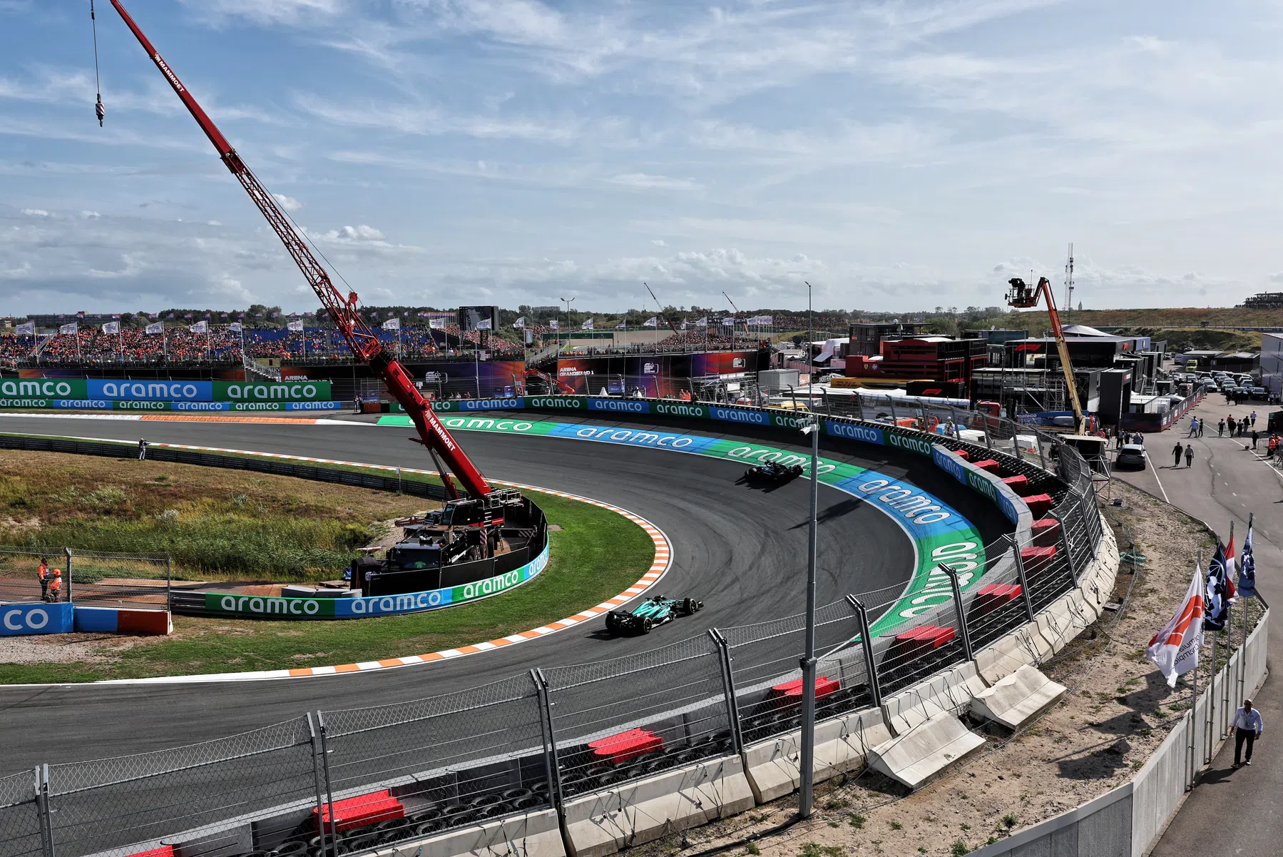 F1 Live | Qualifying for Dutch Grand Prix in Zandvoort