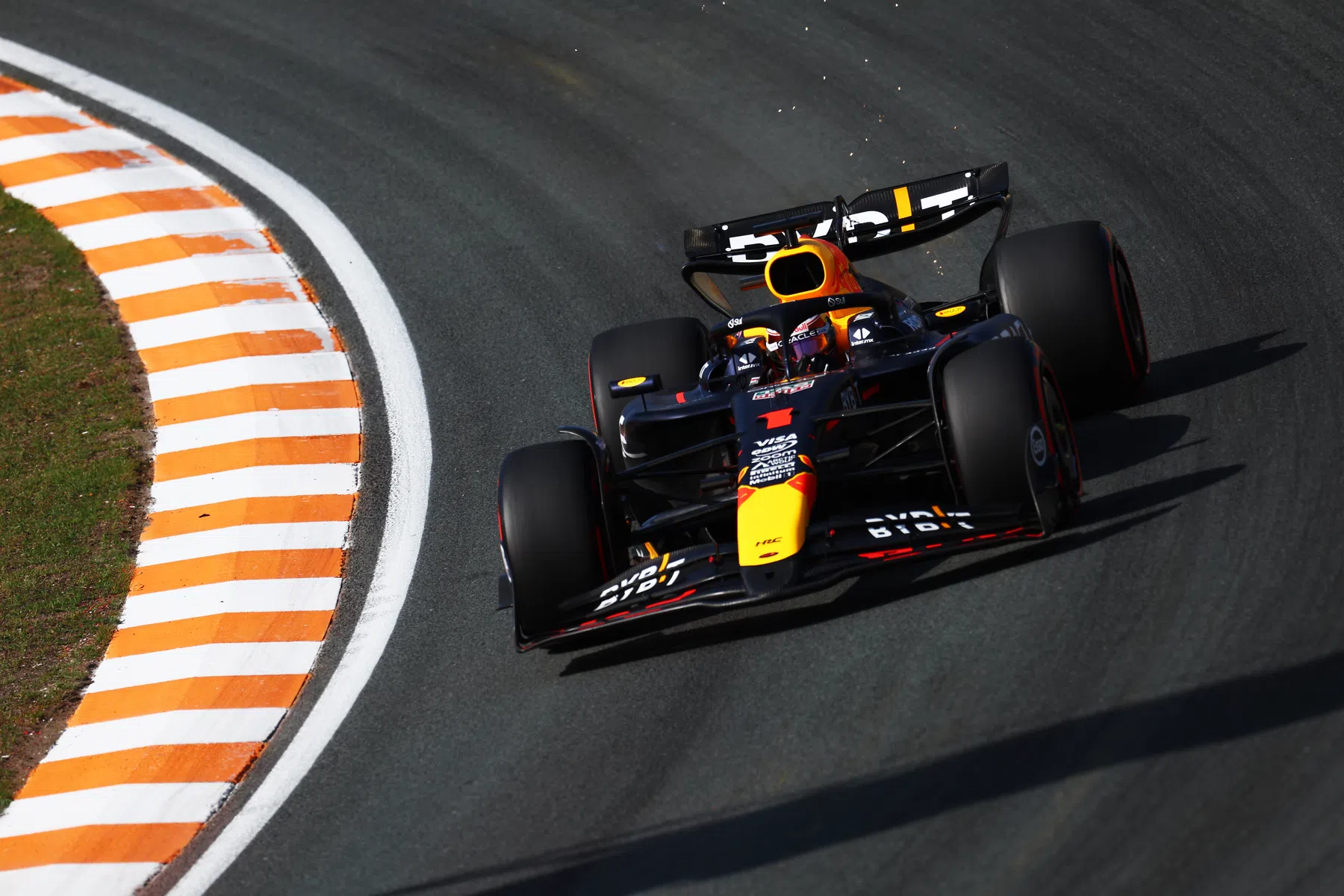 albers vê verstappen com vantagem depois de estragar o motor do red bull