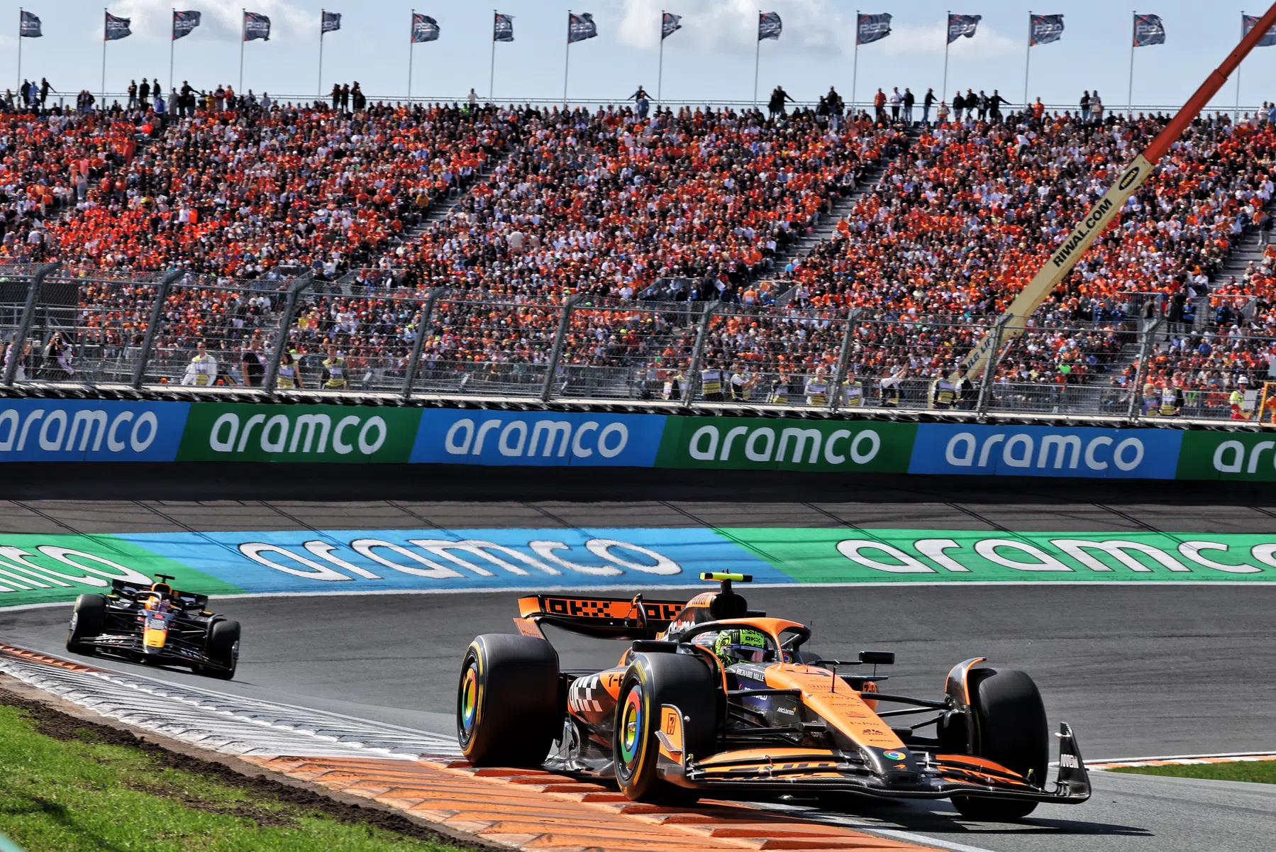 Resultados del GP de Holanda 2024 de F1: Norris P1, Verstappen P2