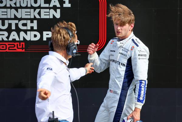 Como Logan Sargeant descobriu que foi trocado da Williams James Vowles F1