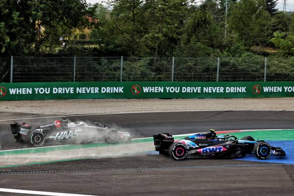 I piloti difendono i sospesi Kevin Magnussen Pierre Gasly Fernando Alonso