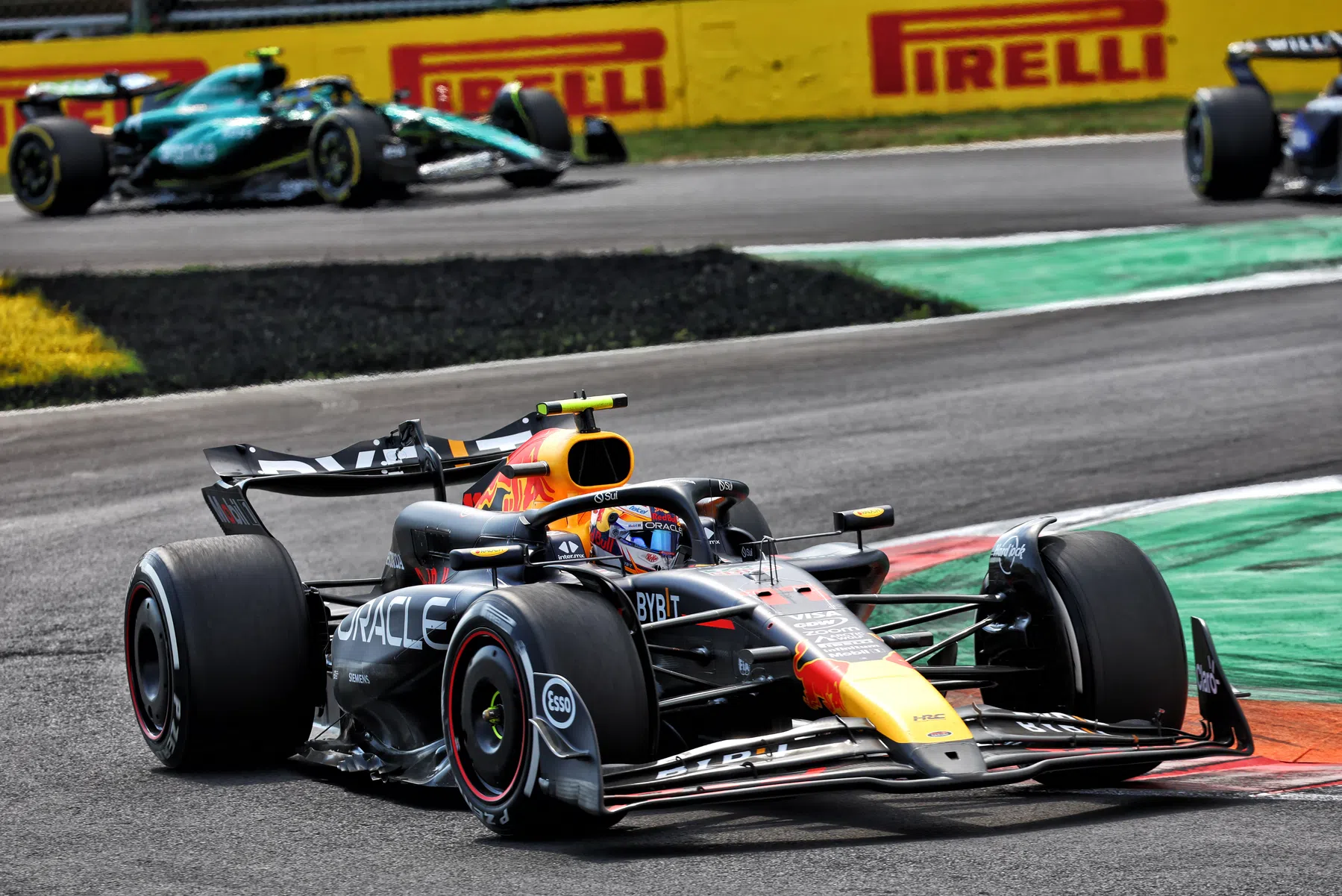 sergio perez sobre los problemas de red bull que ahora repentinamente tiene max verstappen