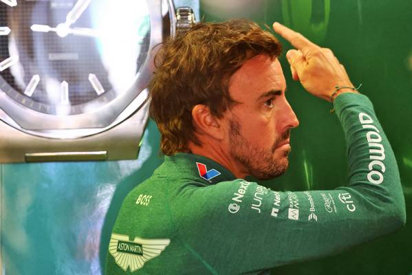 Formule 1 coureur Fernando Alonso wilde salaris Adrian Newey betalen 