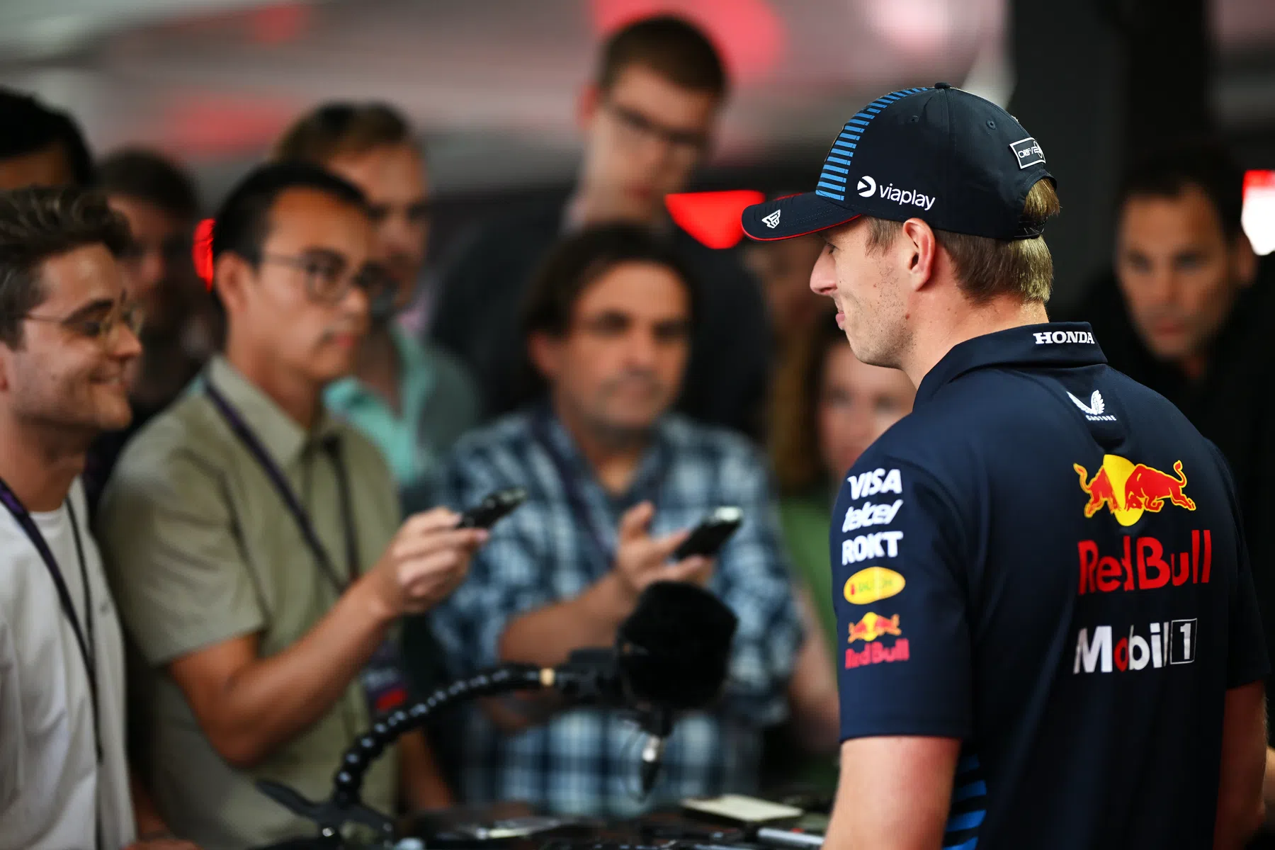 F1 Max Verstappen responds to rumours about a transition to Aston Martin 