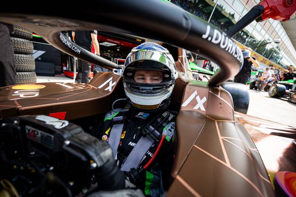 F2 Sprint Azerbaijan GP Durksen entre dans l'histoire F2 Antonelli P7 Baku