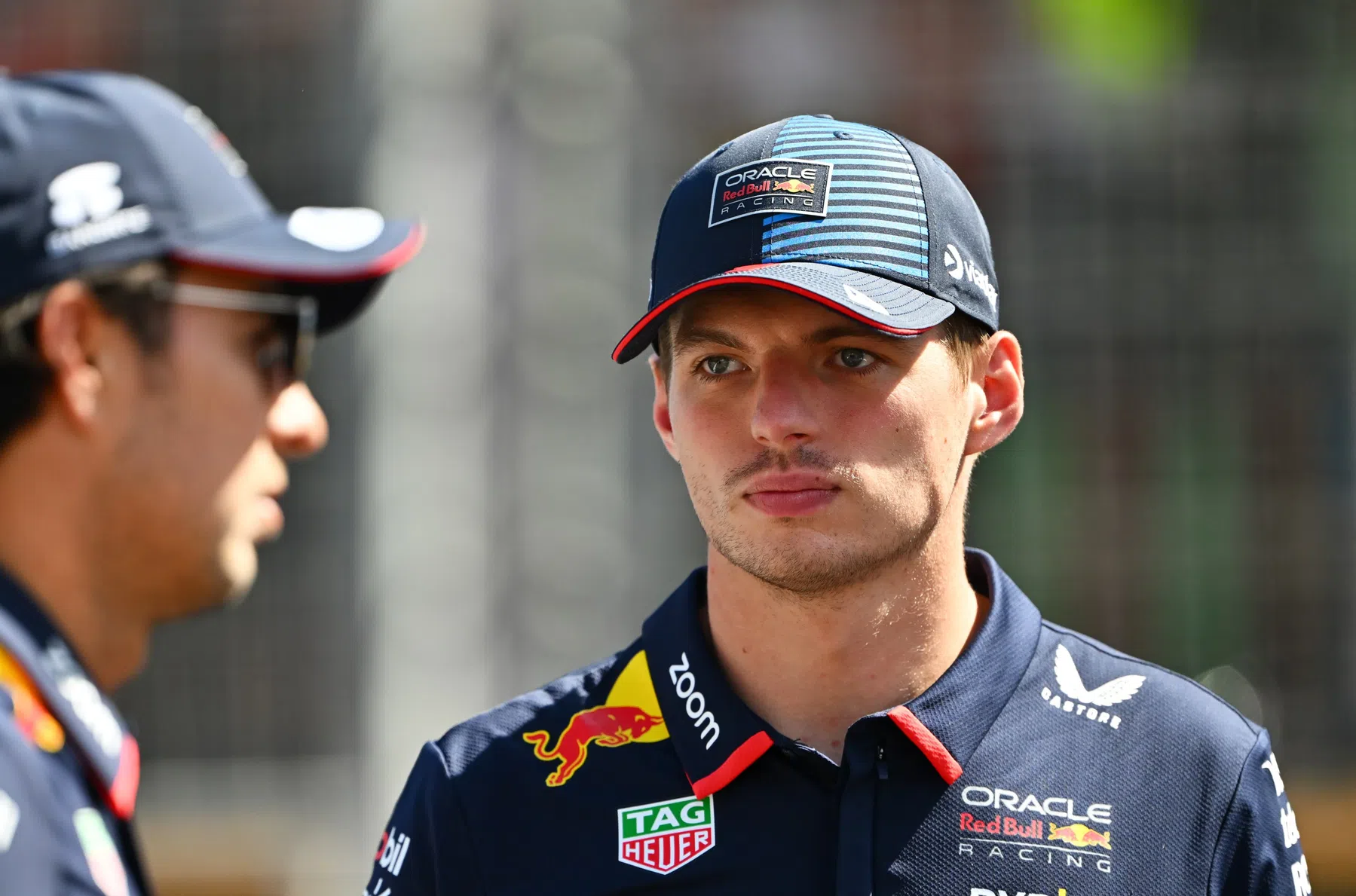 Max Verstappen geeft zich niet gewonnen in strijd met McLaren