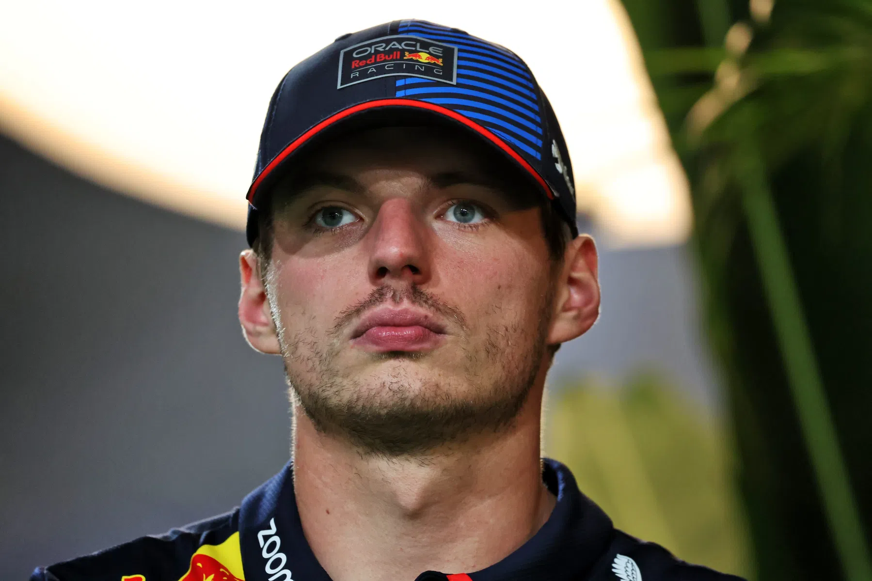 Max Verstappen complimenteert Oscar Piastri op zijn prestaties