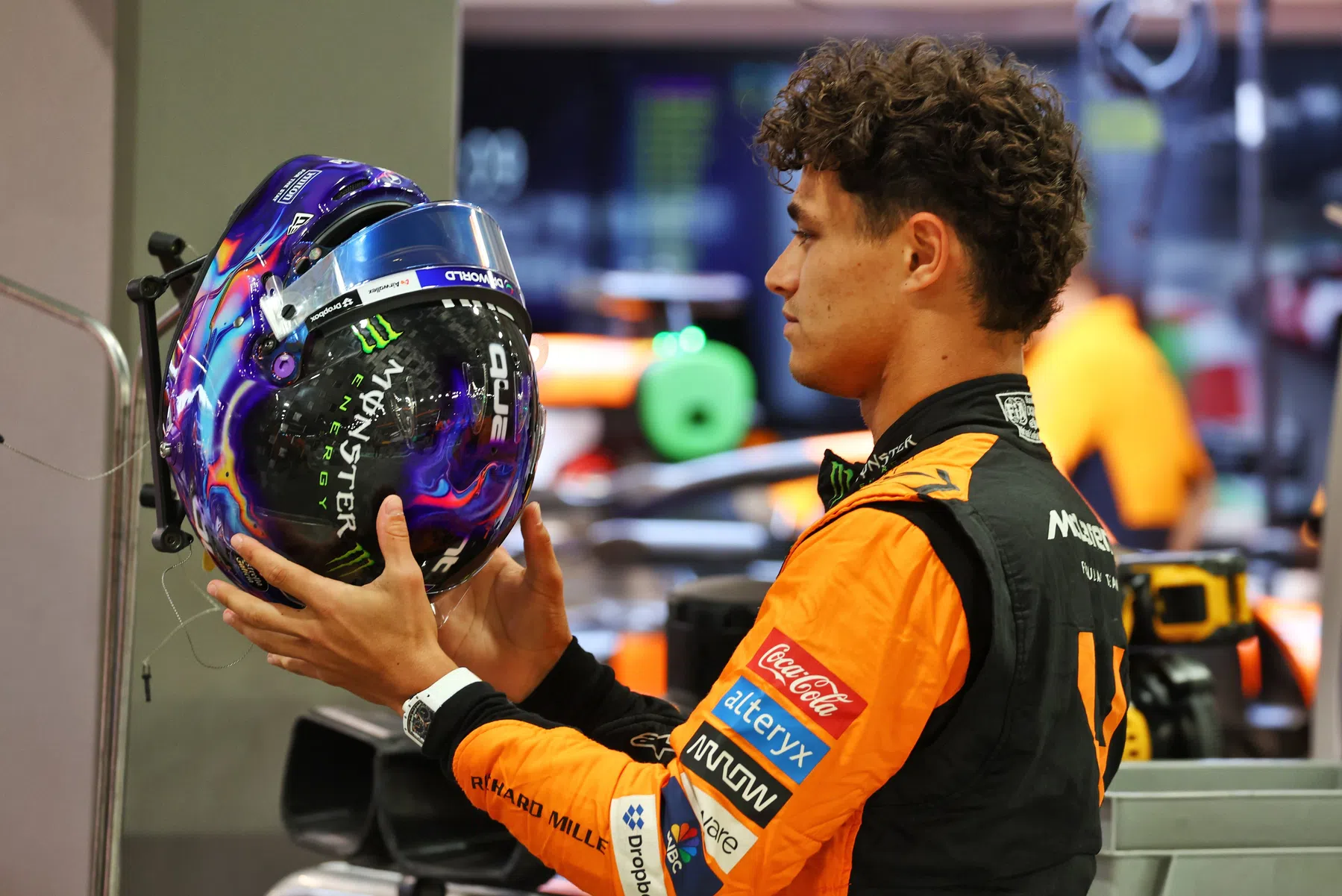 Lando Norris reageert op vraag over titelstrijd met Max Verstappen