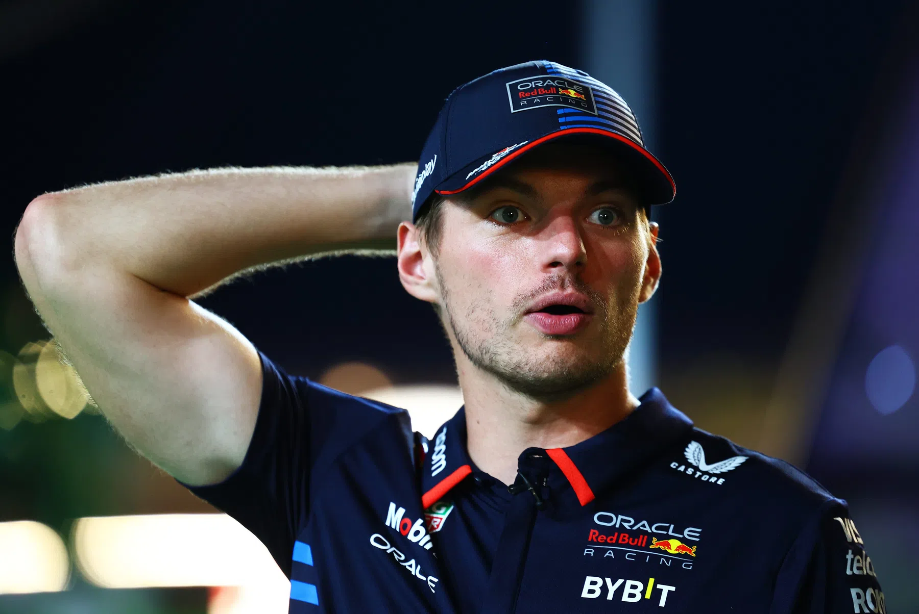 Max Verstappen is verbaasd met gekregen straf in Singapore 2024