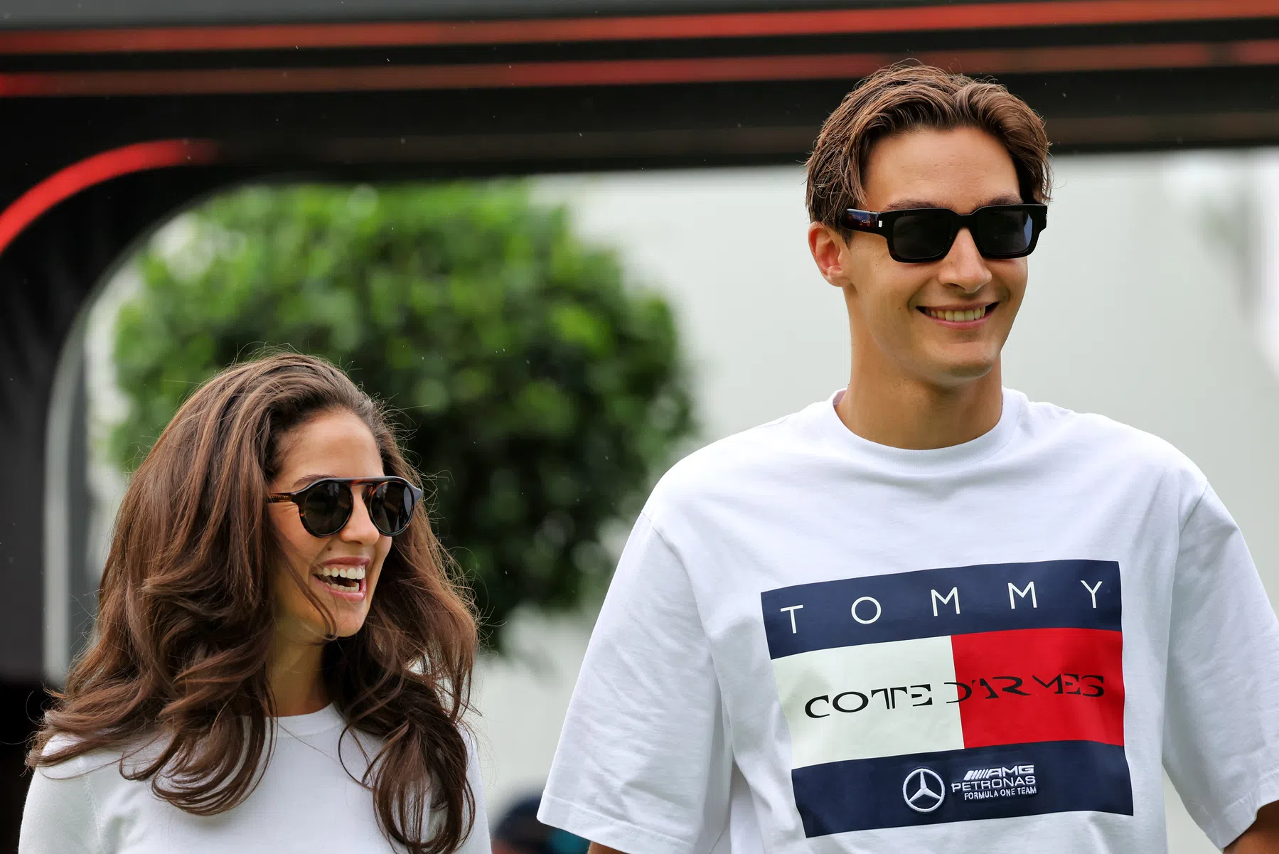 Carmen Montero Mundt showcases George Russell's F1 Singapore life