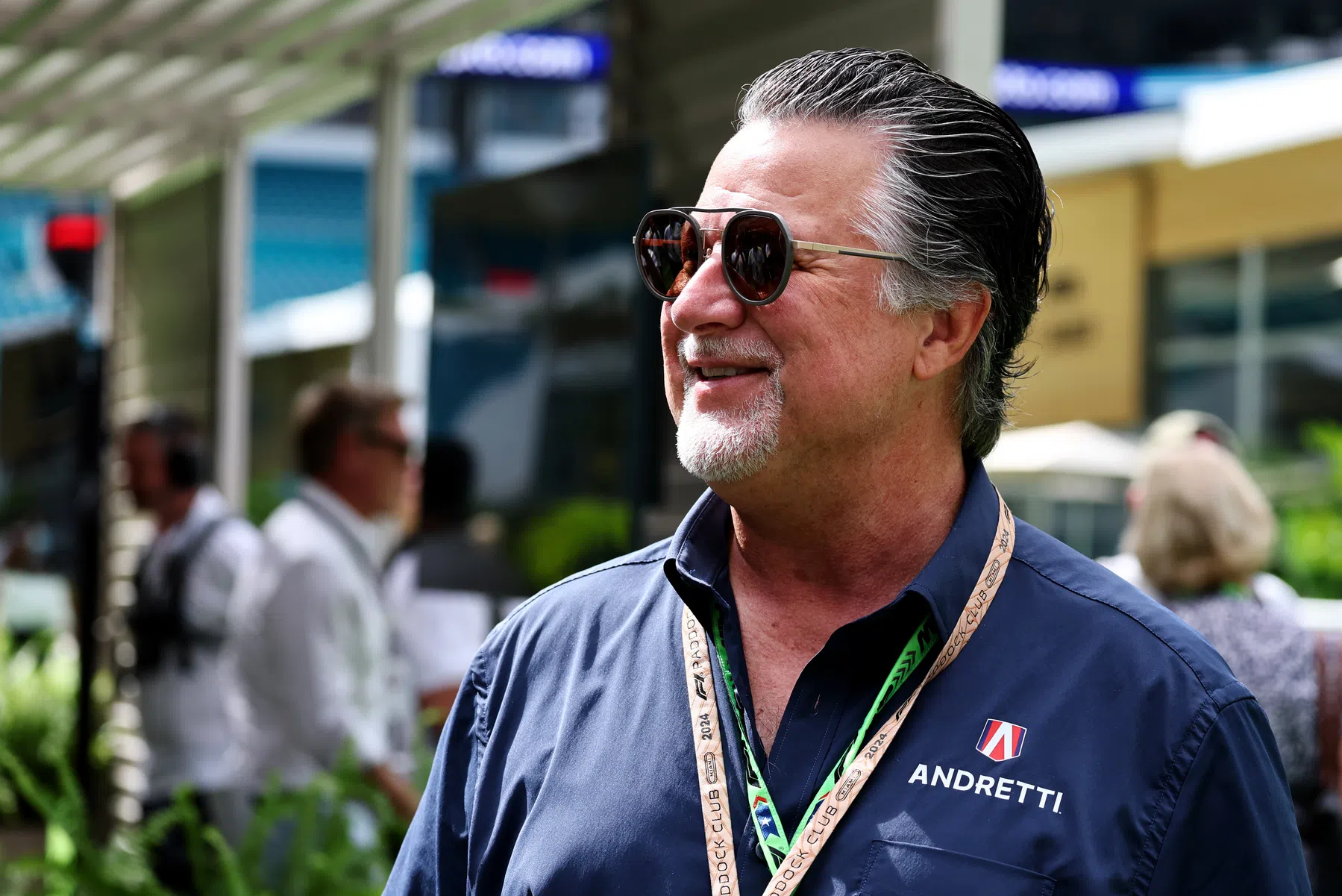 michael andretti steps down as owner of andretti global