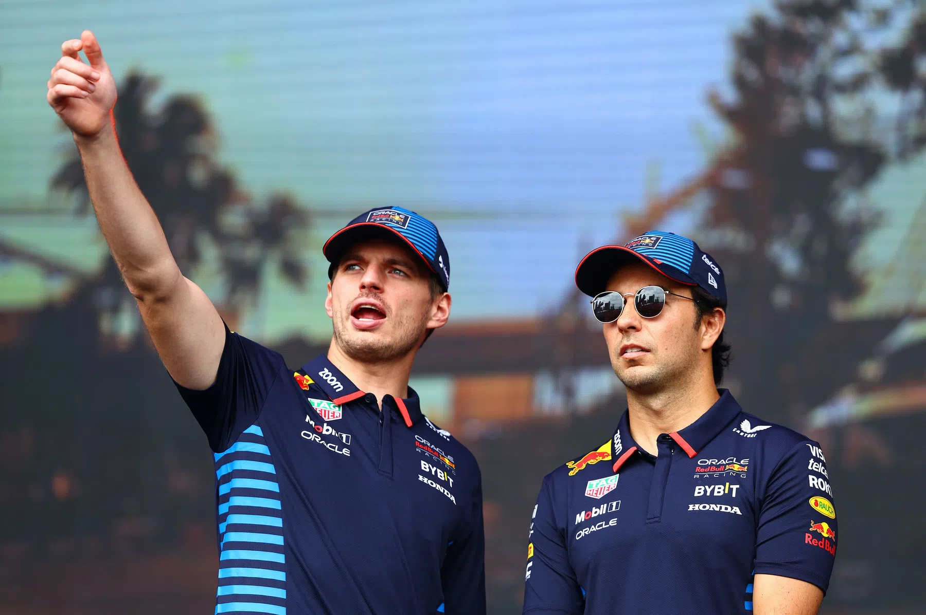 F1 coureur Sergio Perez over Max Verstappen en Red Bull Racing