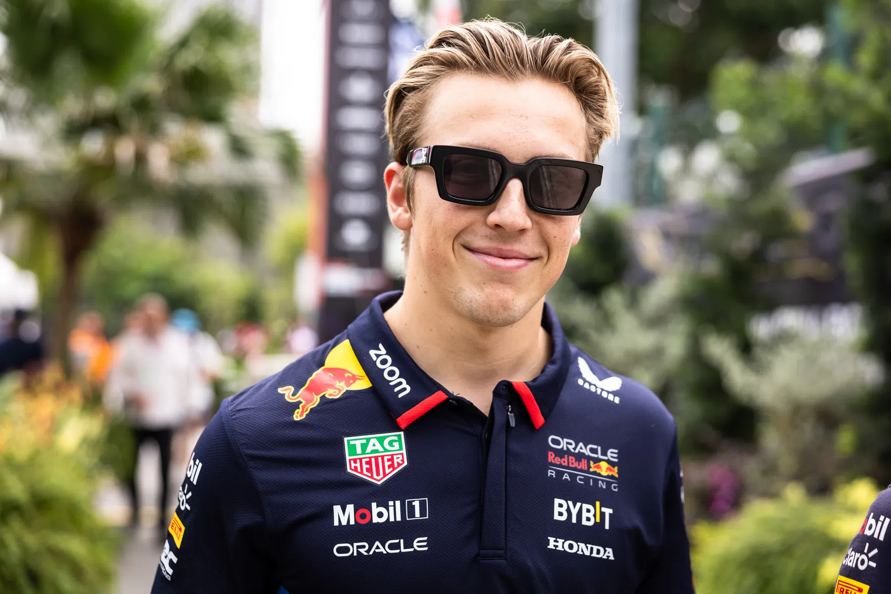 lawson è solidale con ricciardo dopo l'allontanamento forzato dalla vcarb