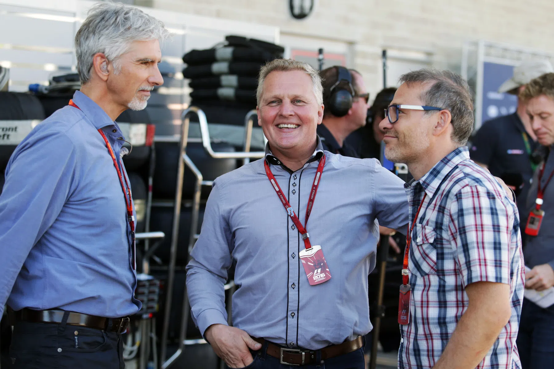 herbert en stewards laten leclerc wegkomen met vloeken in persconferentie