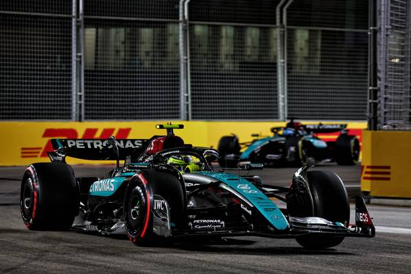 Martin Brundle não se sentiu seguro com o carro de Lewis Hamilton