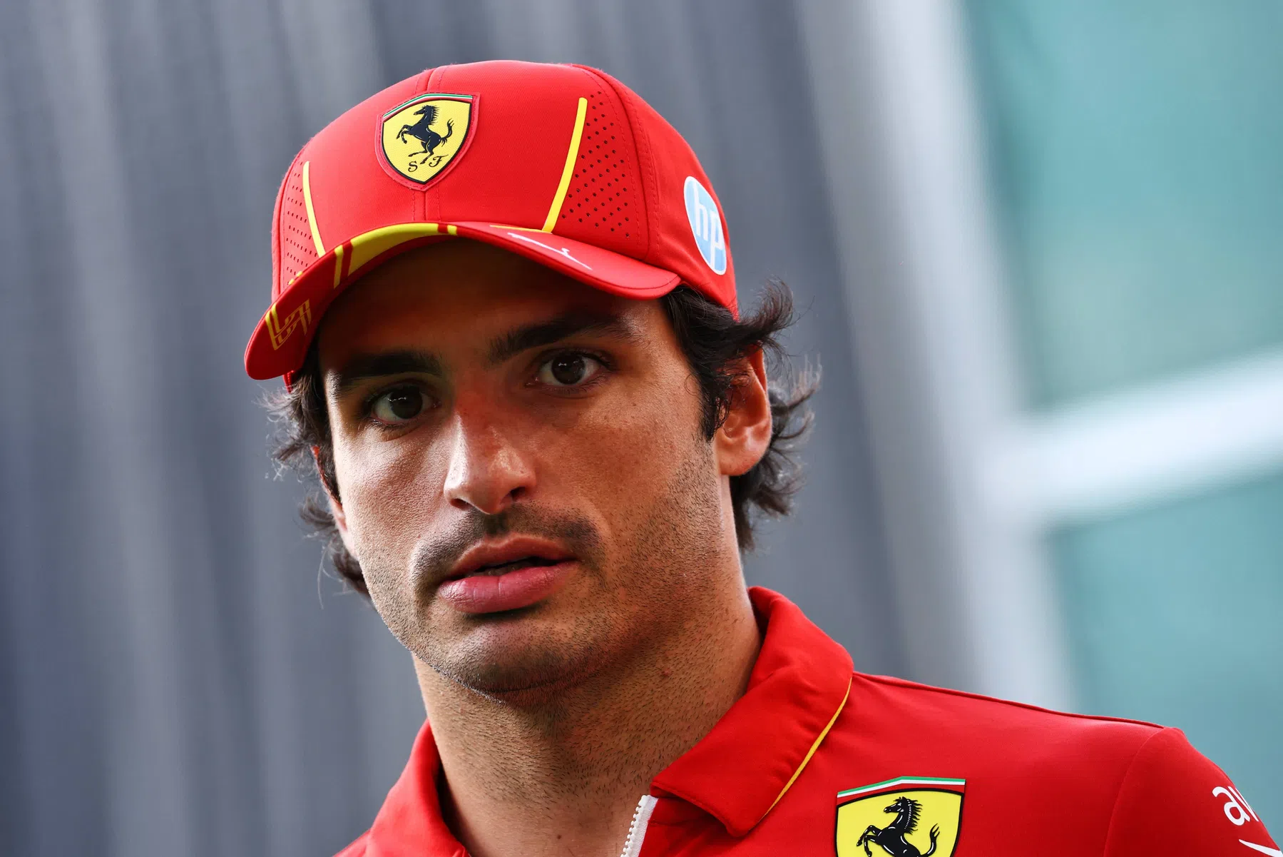 Carlos Sainz, sorprendido por la opinión de Binotto sobre Lewis Hamilton en Ferrari