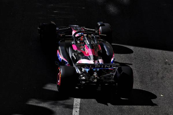 Gasly indagato dopo l'incidente in pit-lane con Max Verstappen