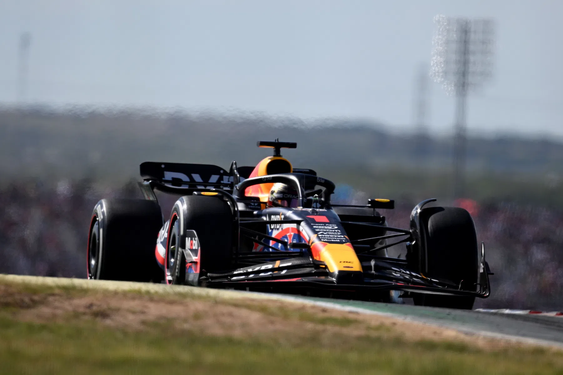 F1 LIVE Follow Sprint Qualifying during the United States GP weekend