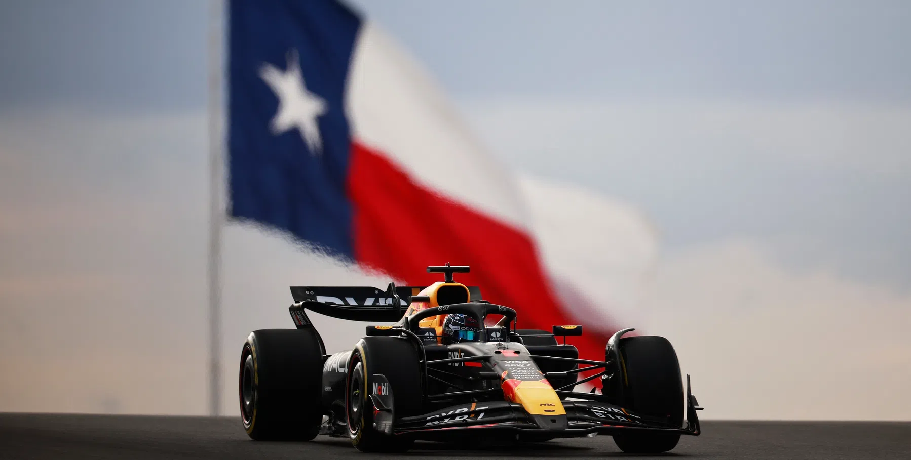 Max Verstappen moet vanaf P2 starten door gele vlag in Austin