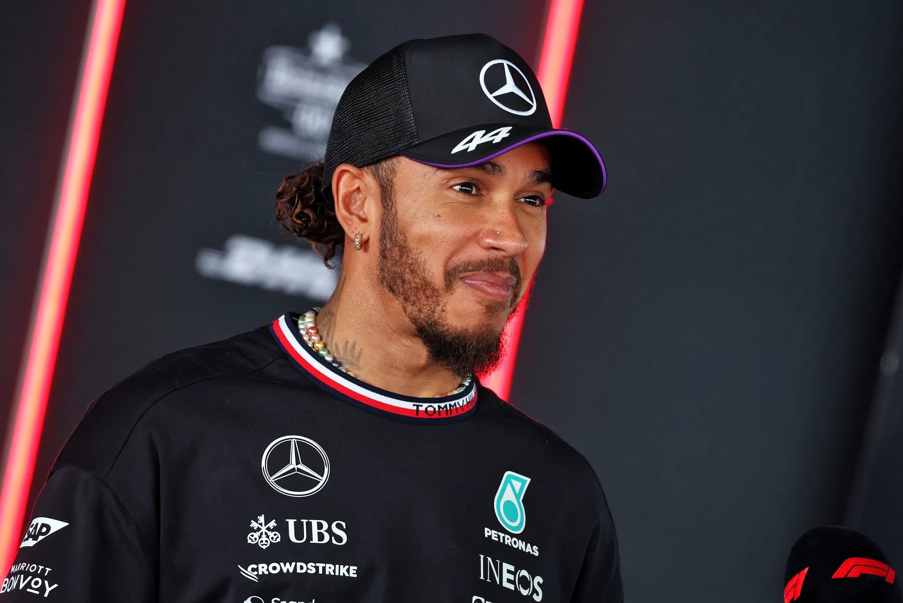 Lewis Hamilton si esprime sul dramma di Max Verstappen e Lando Norris