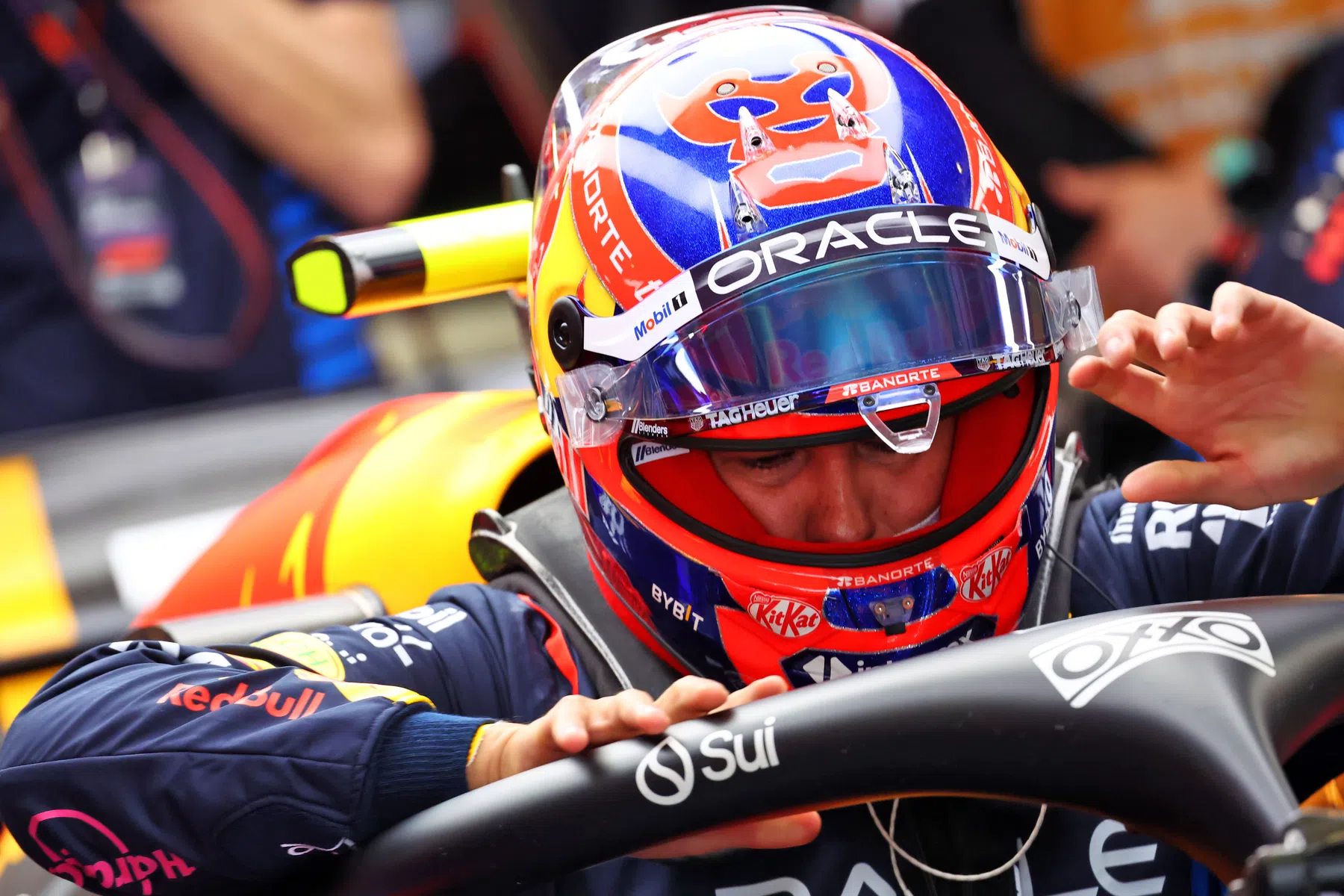 los expertos de sky sports f1 reaccionan a sergio perez en el gran premio de mexico