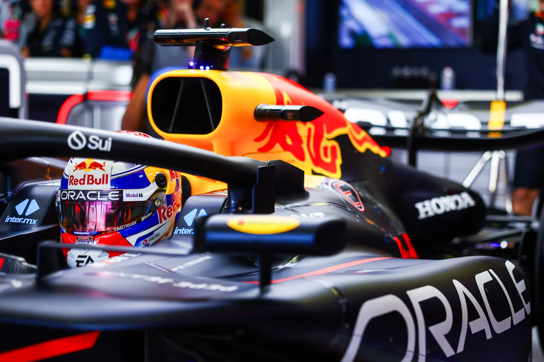 Max Verstappen pourrait se voir imposer un changement d'unité de puissance et une pénalité sur la grille.