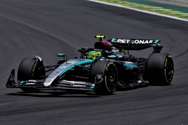 Lewis Hamilton Sergio Perez eliminato in SQ2 in Brasile