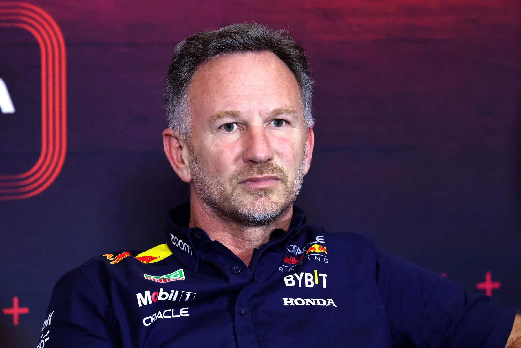 Christian Horner aborda la decepcionante actuación de Sergio Pérez