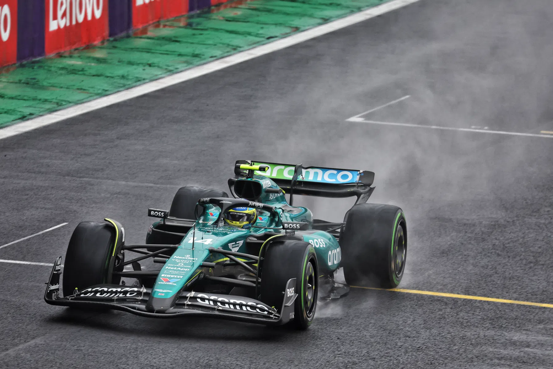 F1 Fernando Alonso crashes in Q3 Brazilian Grand Prix