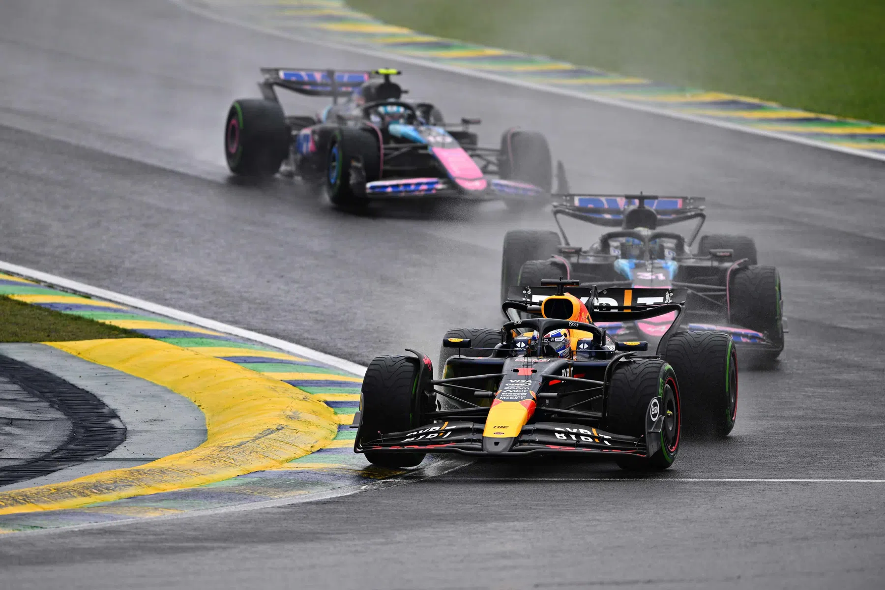 Former F1 driver denounces British magazine after Verstappen's win in Brazi