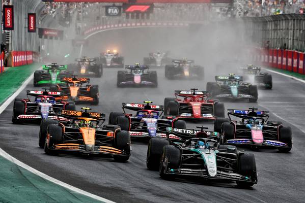 Constructors' standings battles during final F1 tripleheader