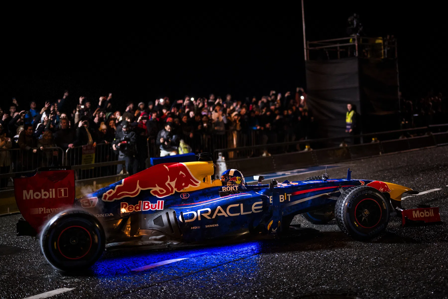 Red Bull toont livery waar Verstappen niet mee zal rijden in Las Vegas