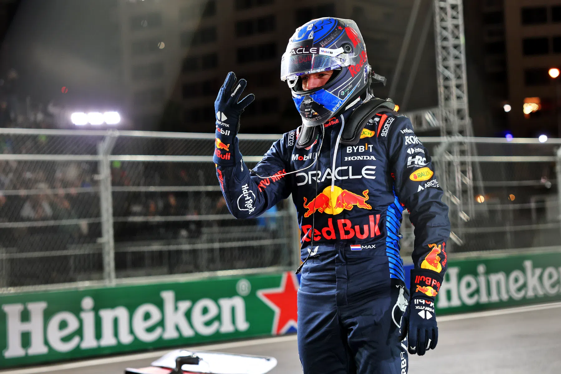 Max Verstappen travolto dal suo stesso successo in Formula 1