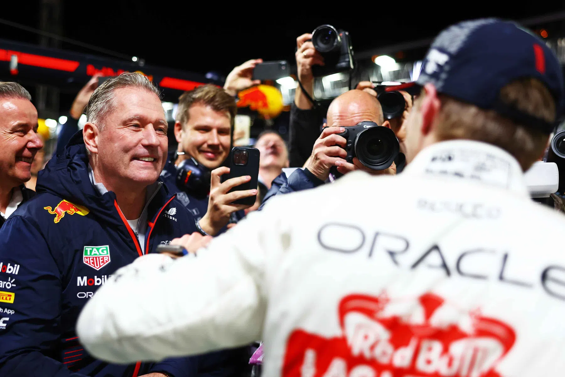 Jos Verstappen vertelt na wereldkampioenschap Max over toekomst