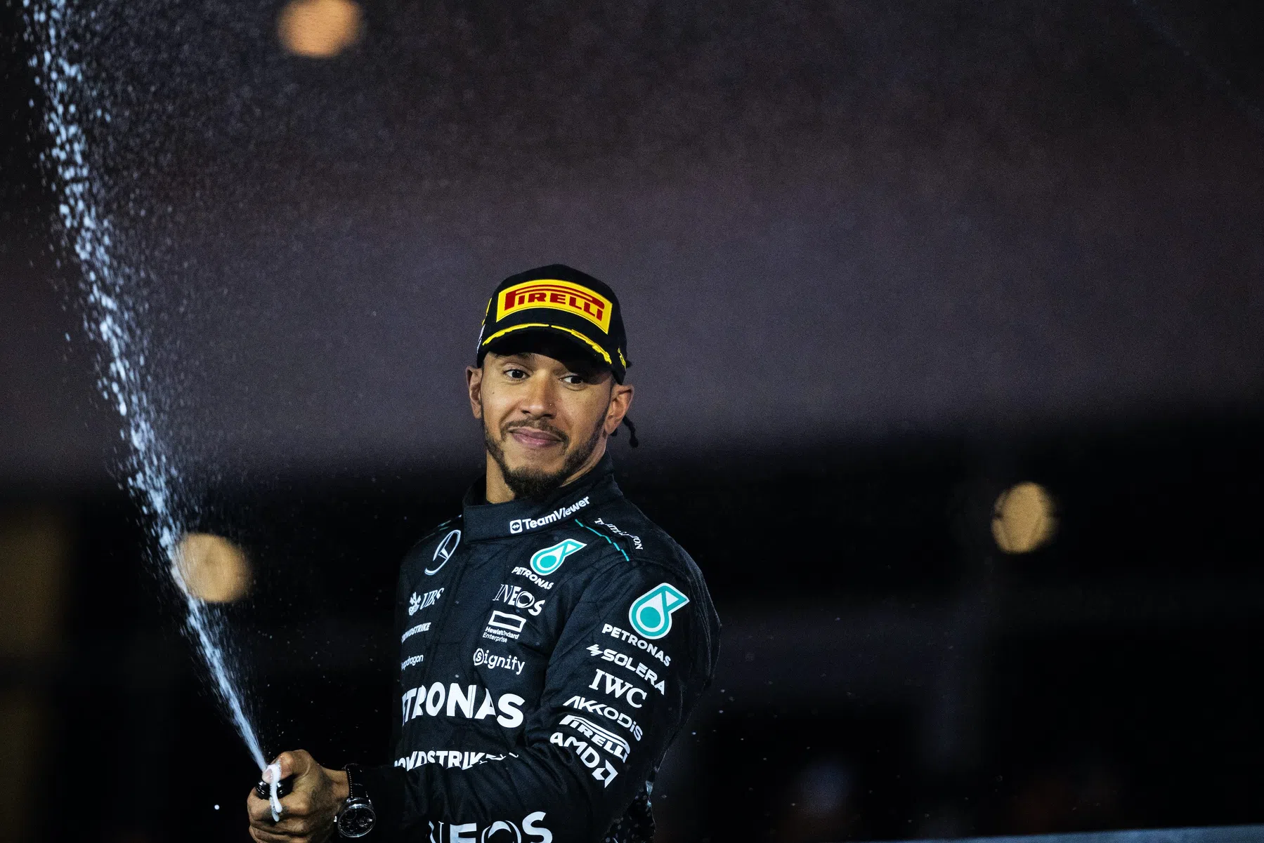 Lewis Hamilton spreekt zich uit over misbruik jonge Formule 1-coureurs