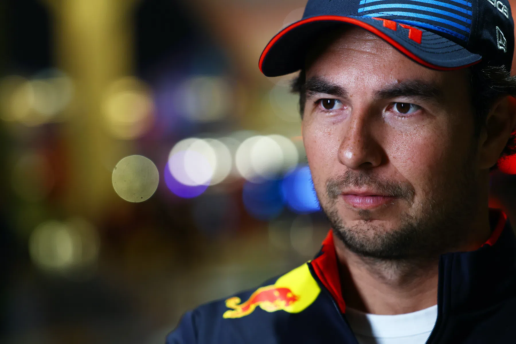 Sergio Pérez cree que seguirá pilotando para Red Bull en f1 en 2025