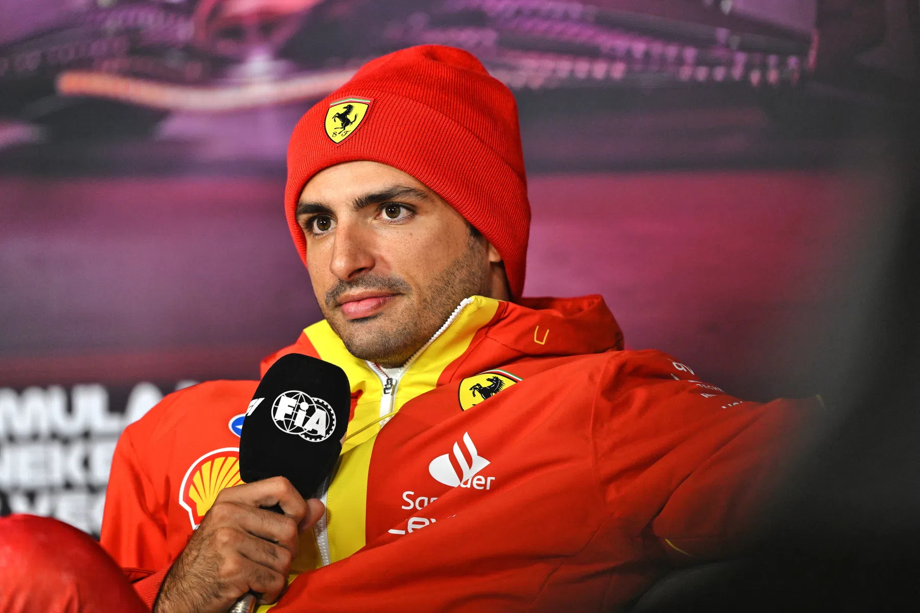 Sainz, molesto con Ferrari