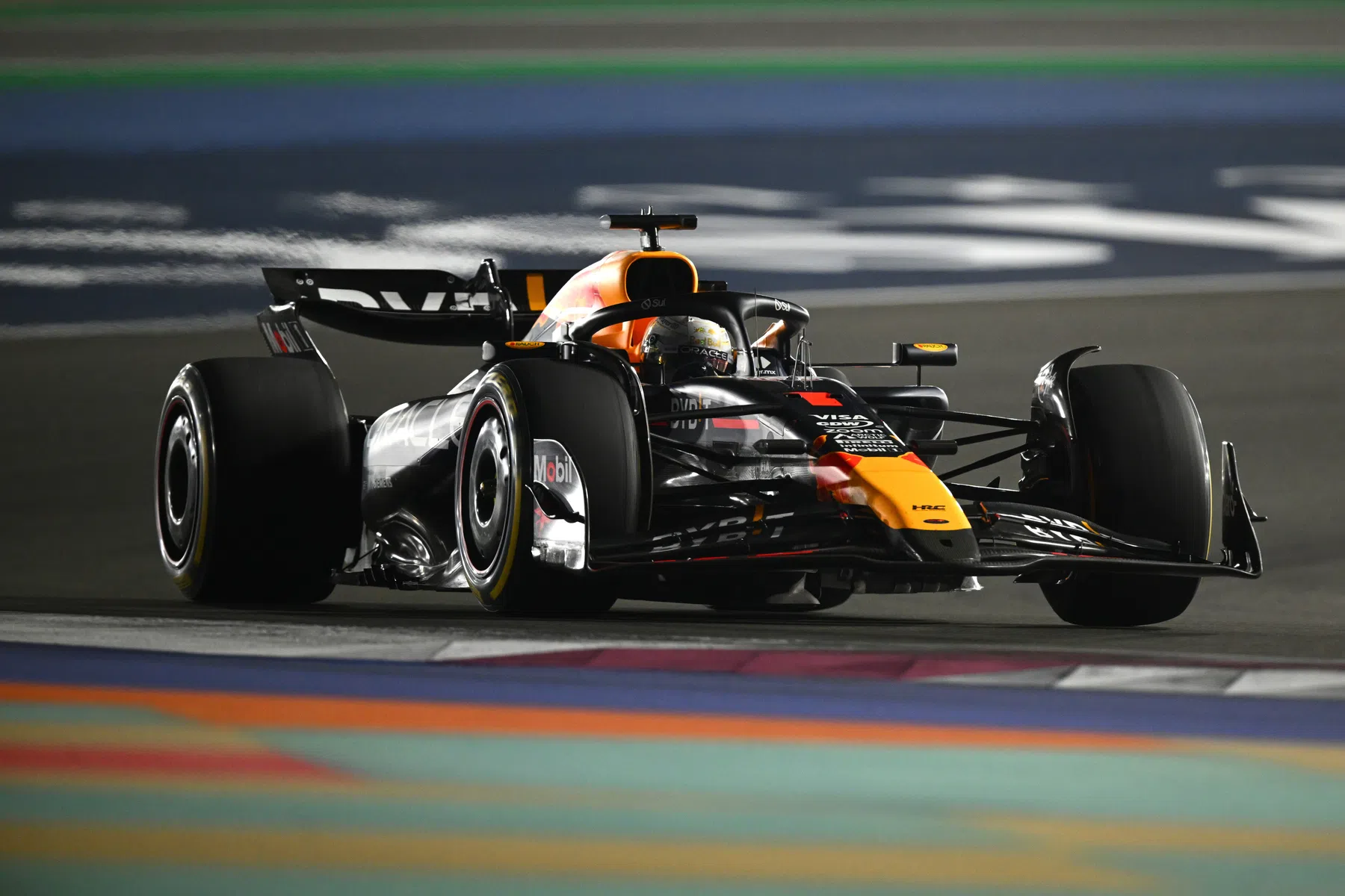 albers sees difference between red bull and maclaren